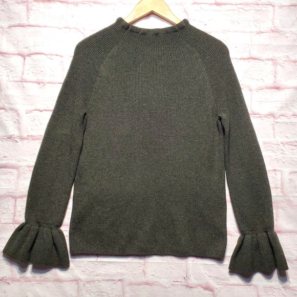 Banana Republic Sweaters - Banana Republic Sweater Womens Small Green‎ Ruffle Sleeve Merino Wool Blend Knit